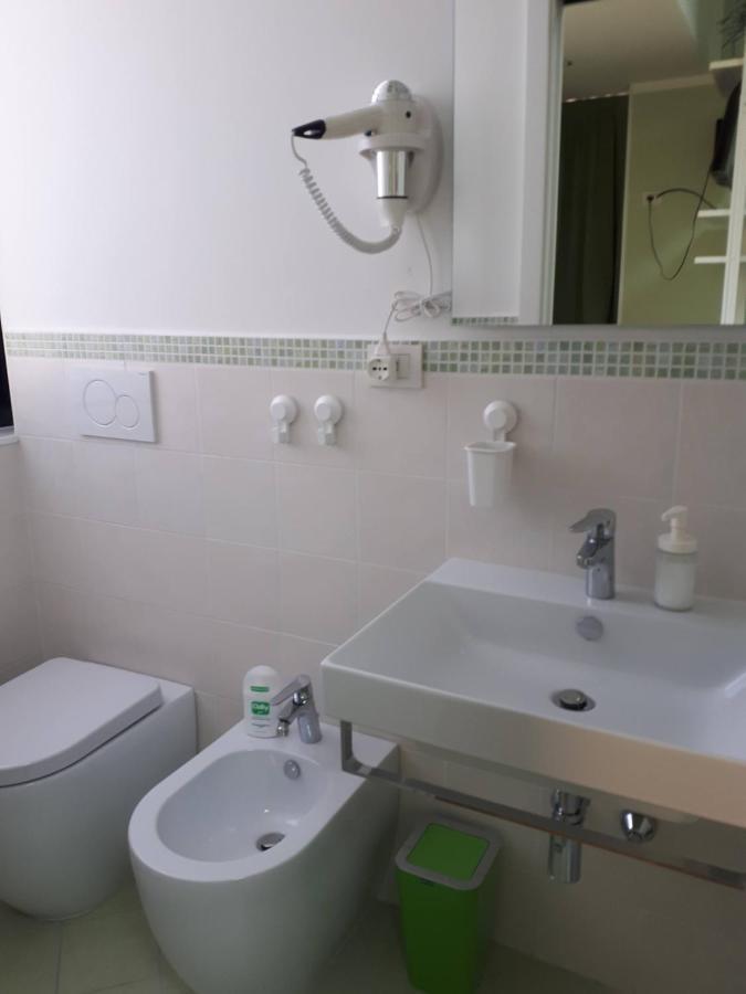 Casa Valeria Ancona Hotel ภายนอก รูปภาพ